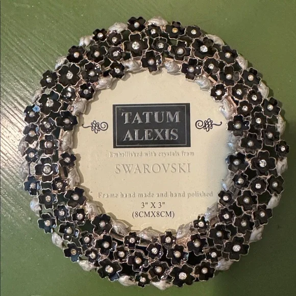 Tatum Alexis Swarovski frame - Picture 4 of 6